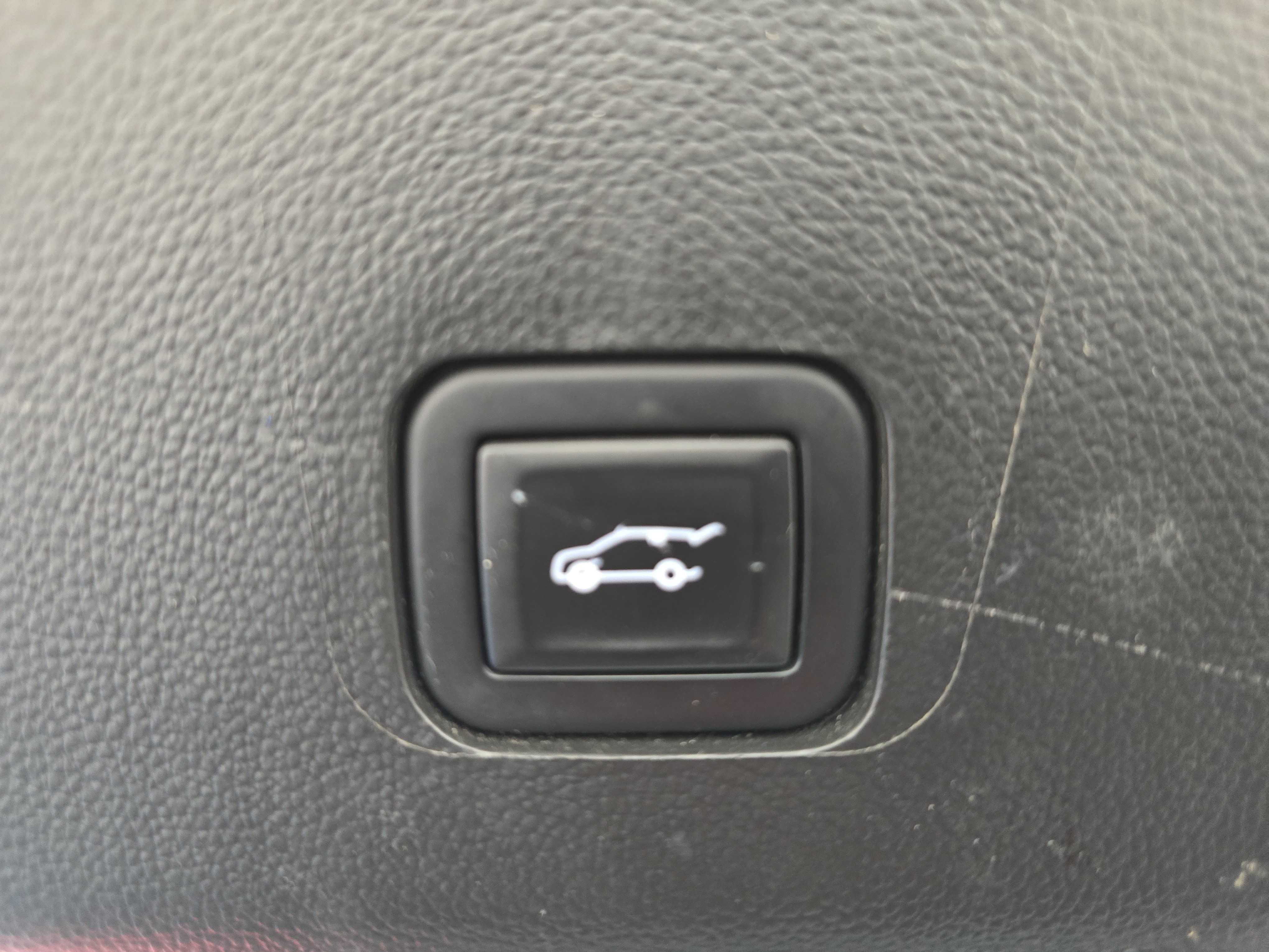 Used 2020 Chevrolet Traverse High Country AWD/4WD image 14