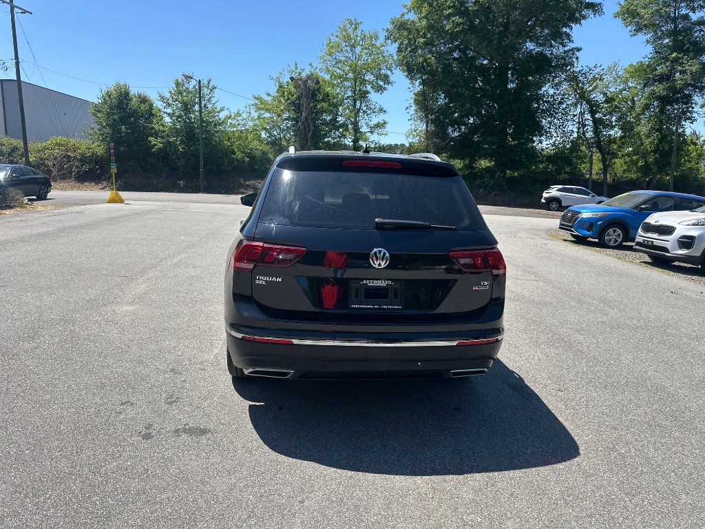 Used 2018 Volkswagen Tiguan SEL Premium AWD/4WD image 6