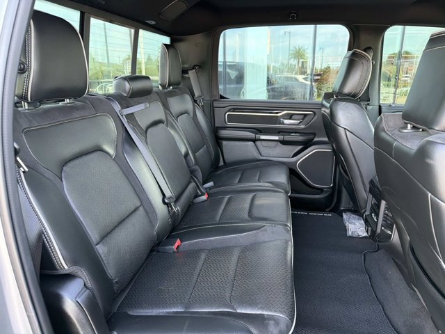 Used 2019 RAM 1500 Laramie AWD/4WD image 23