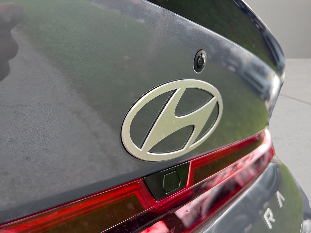Certified 2026 Hyundai Elantra Sport FWD image 34