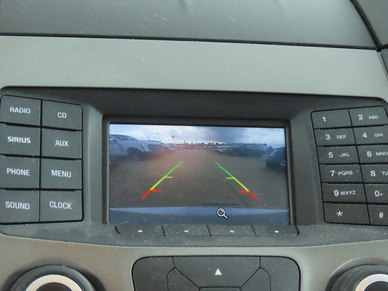 Used 2017 Ford Taurus SE FWD image 29