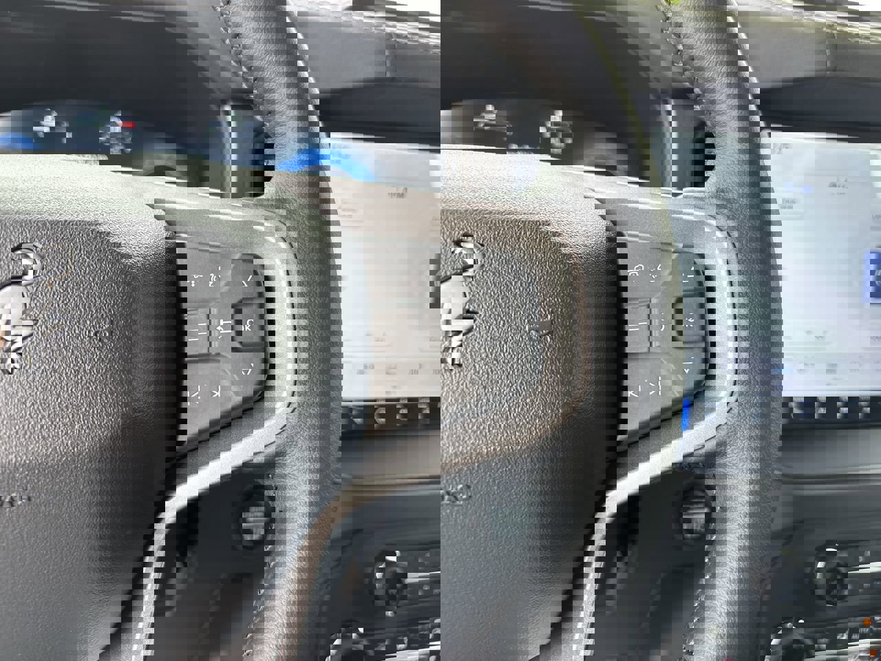 New 2025 Ford Bronco Badlands image 32