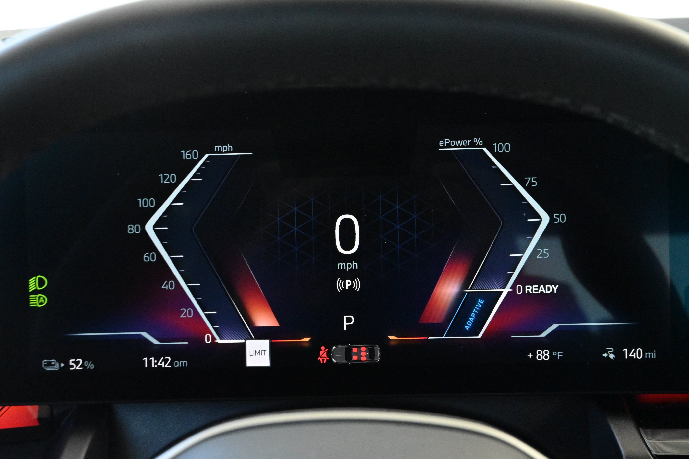 Used 2025 BMW i5 eDrive40i w/ Executive Package RWD image 17