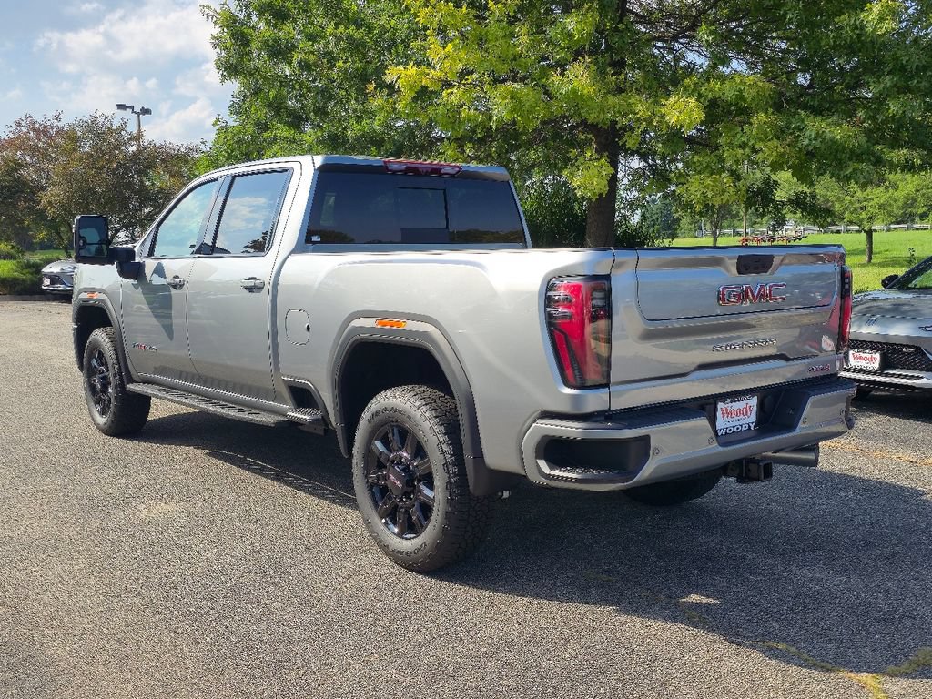 New 2026 GMC Sierra 2500 AT4 w/ AT4 Premium Plus Package AWD/4WD image 9
