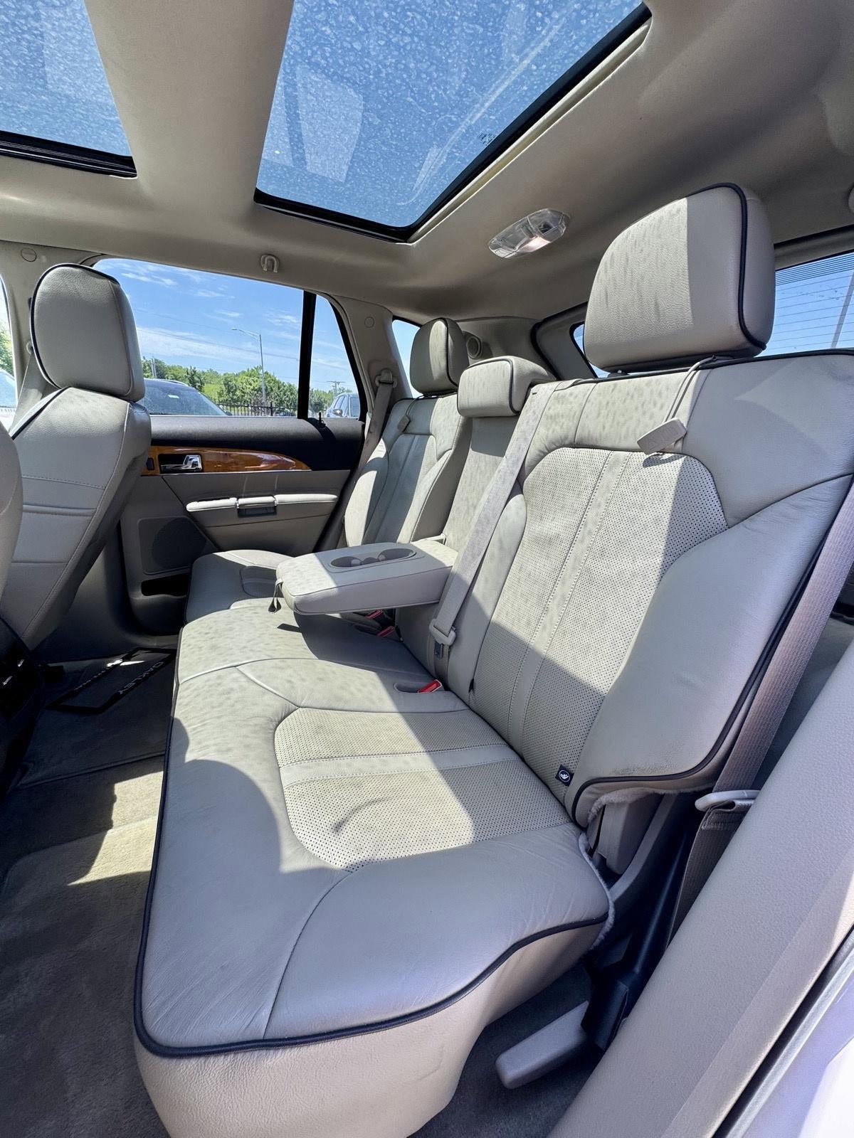 Used 2015 Lincoln MKX FWD w/ Equipment Group 101A image 10