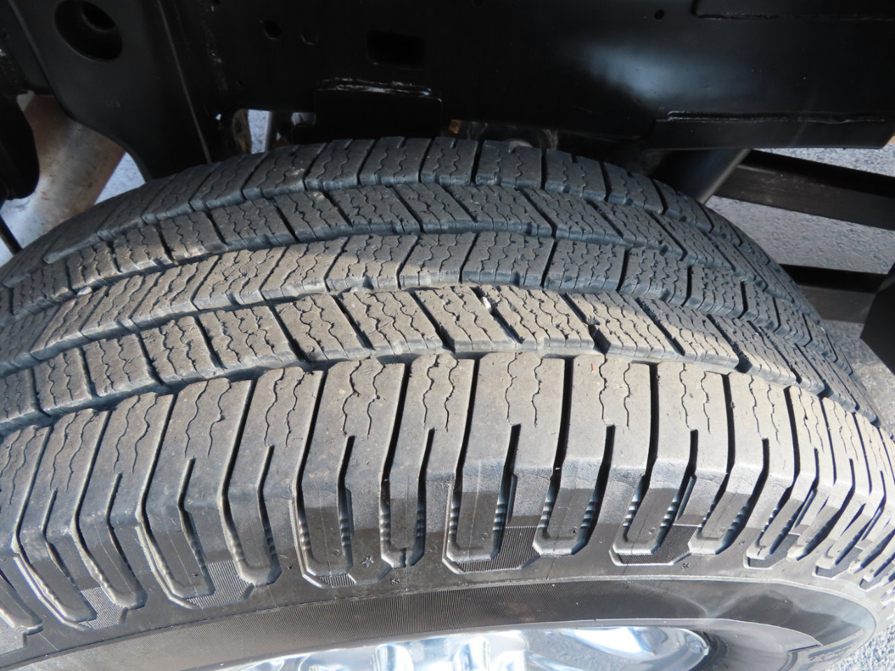 Used 2018 RAM 2500 Tradesman w/ Chrome Appearance Group image 21