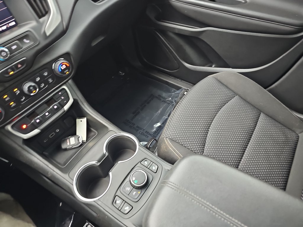 Used 2022 GMC Terrain SLE w/ Driver Convenience Package FWD image 25