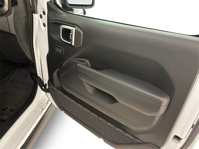 Used 2023 Jeep Wrangler Unlimited w/ Cold Weather Group image 15