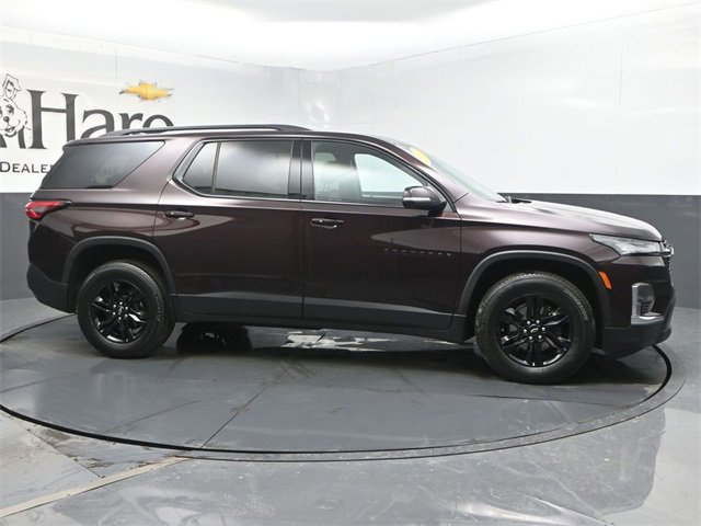 Used 2023 Chevrolet Traverse LT