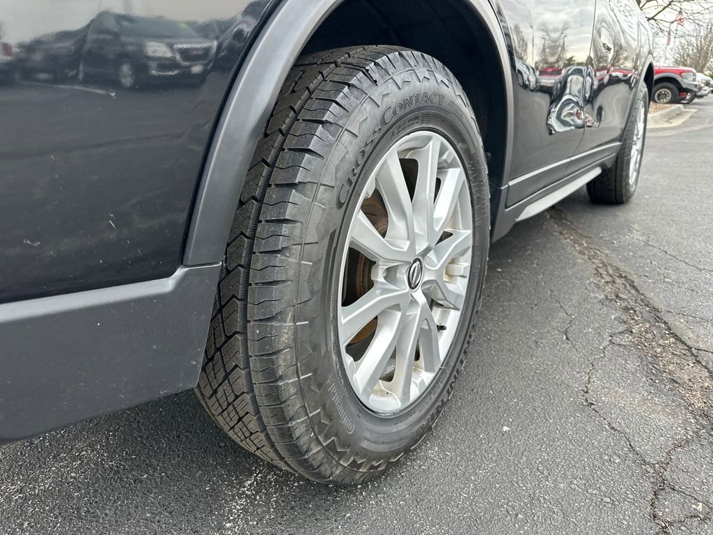 Used 2019 Nissan Rogue SV image 6