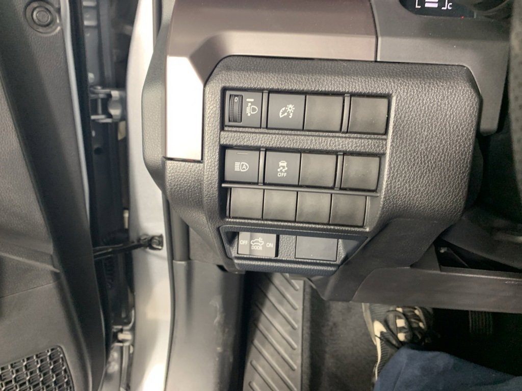 New 2025 Toyota Tacoma SR5 image 15