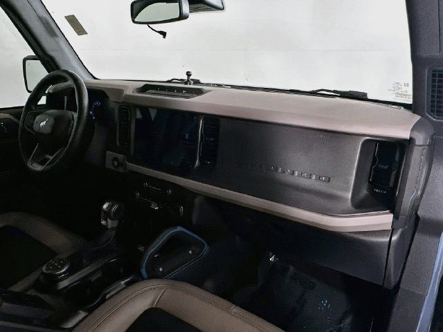 Used 2024 Ford Bronco Wildtrak AWD/4WD image 27