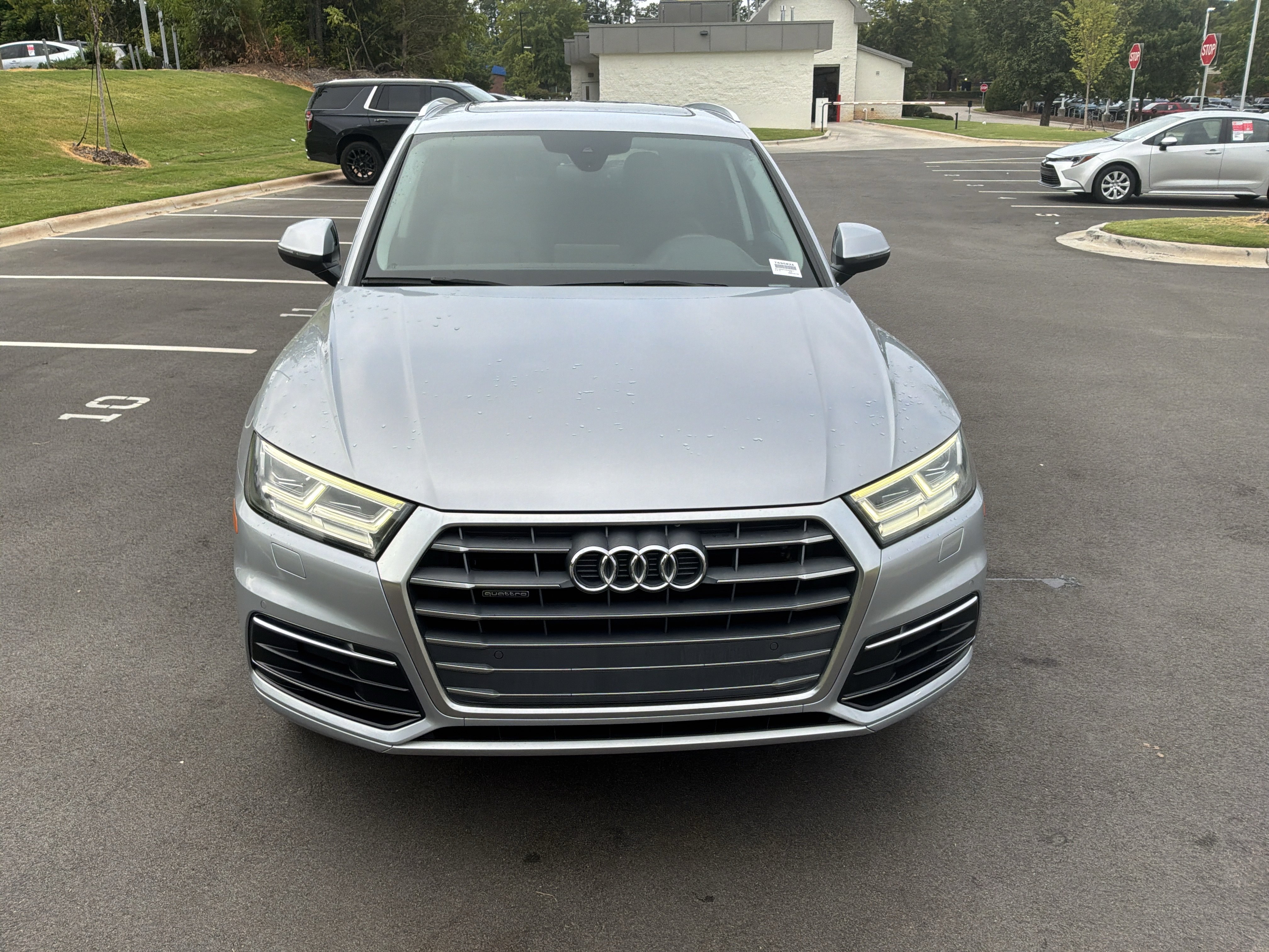Used 2019 Audi Q5 2.0T Premium Plus w/ Premium Plus Package AWD/4WD image 5