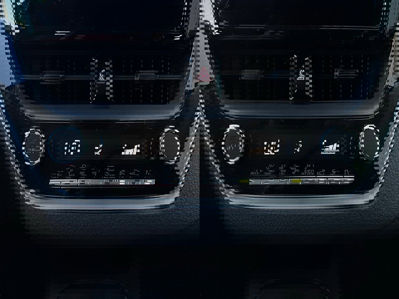 Used 2024 Toyota Corolla LE image 24