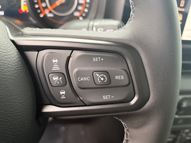 New 2026 Jeep Gladiator Mojave w/ Safety Group AWD/4WD image 18