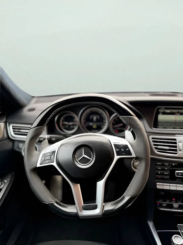 Used 2014 Mercedes-Benz E 63 AMG S-Model image 35