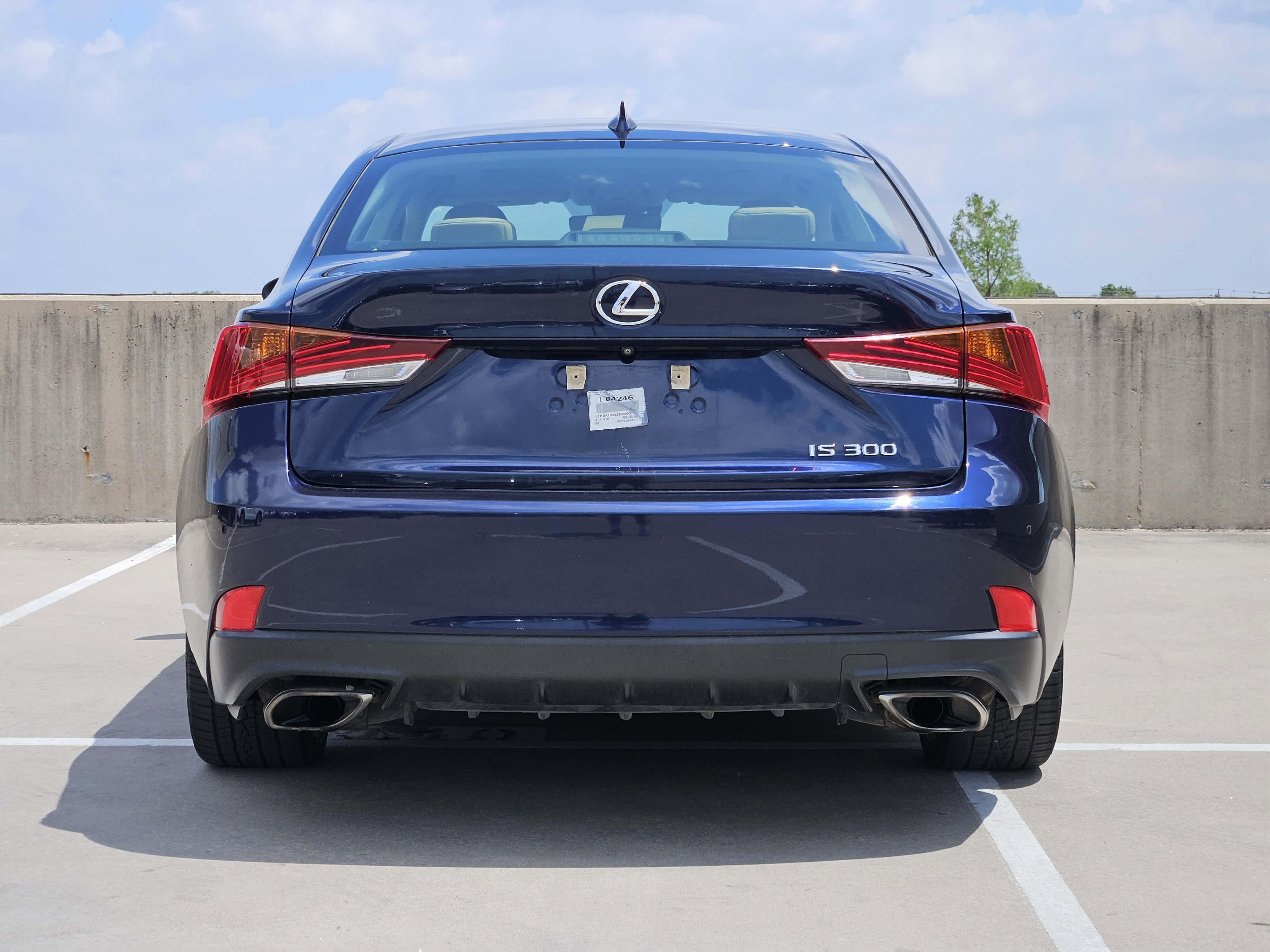 Used 2018 Lexus IS 300 w/ Comfort Package RWD image 7