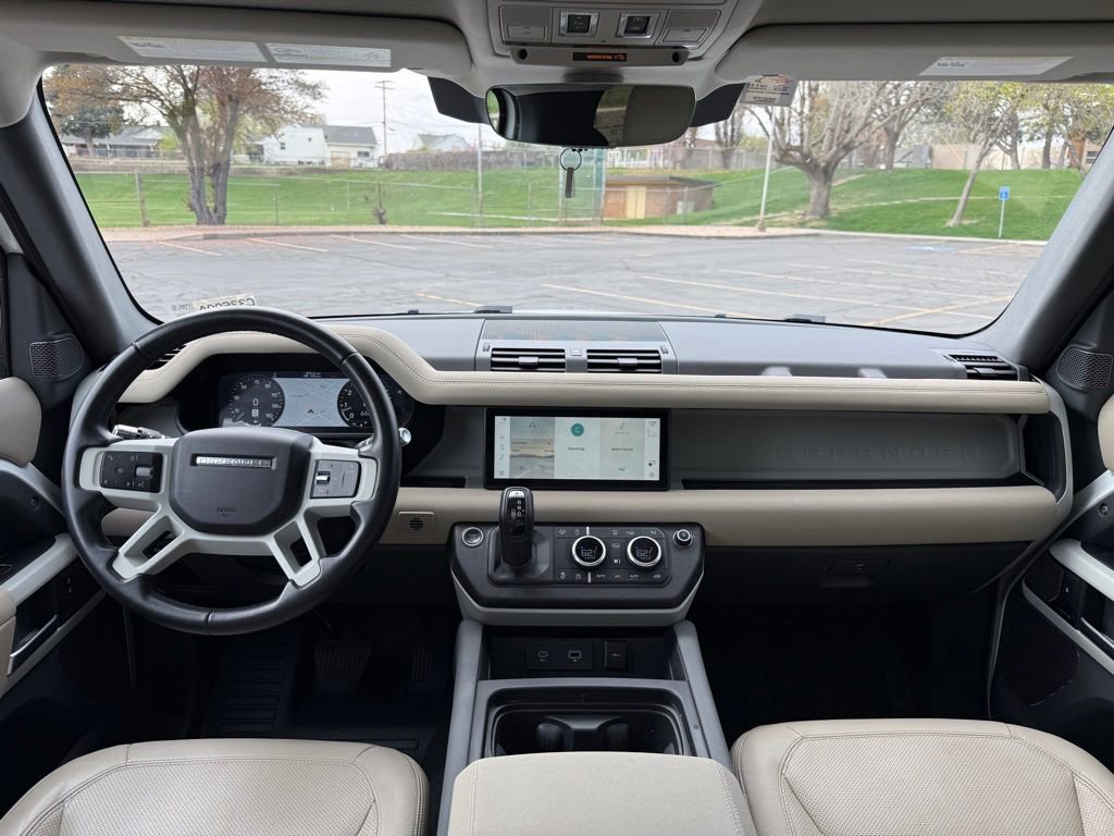 Used 2022 Land Rover Defender 110 S AWD/4WD image 12