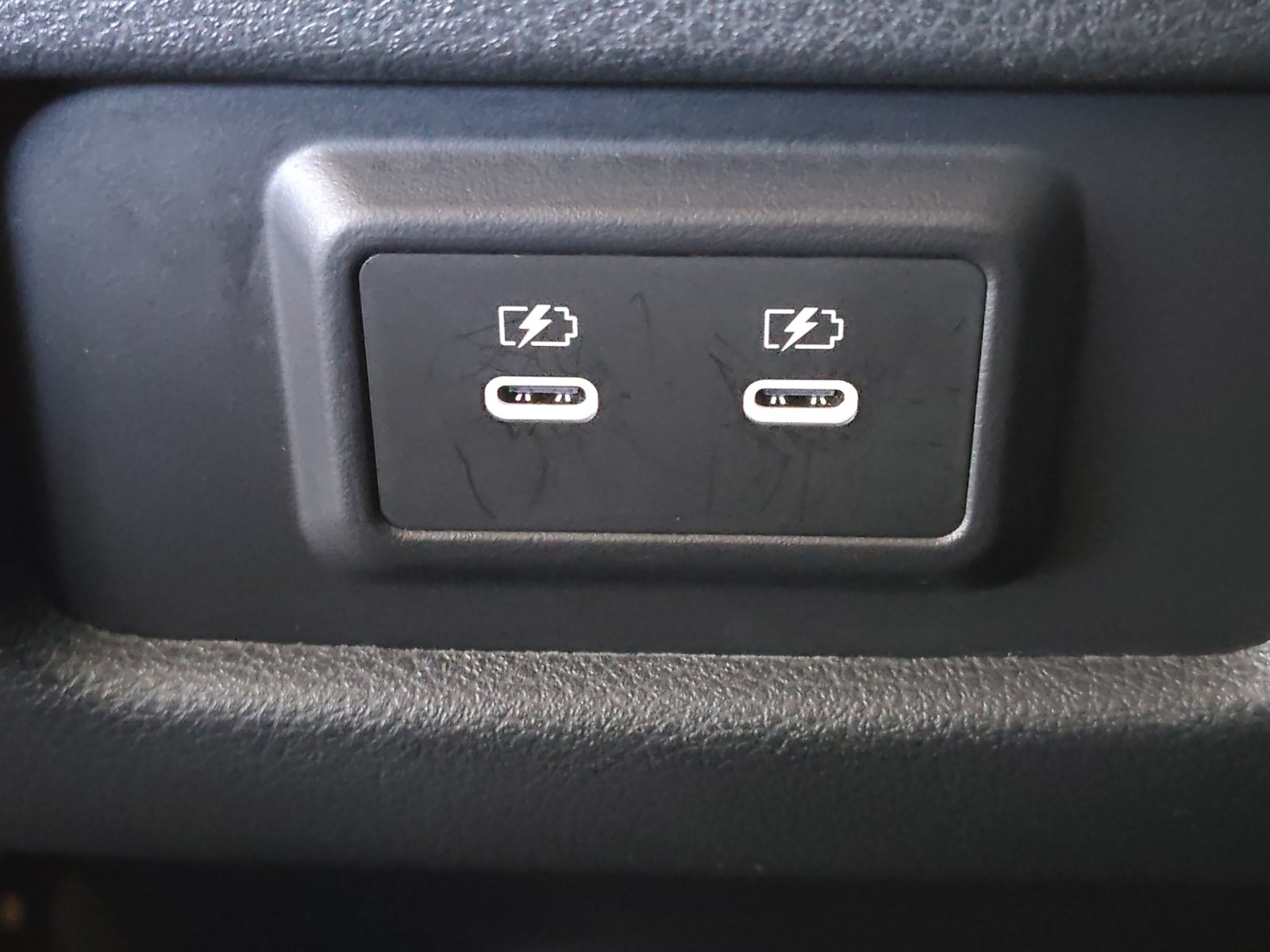 Certified 2026 Nissan Pathfinder SV FWD image 33
