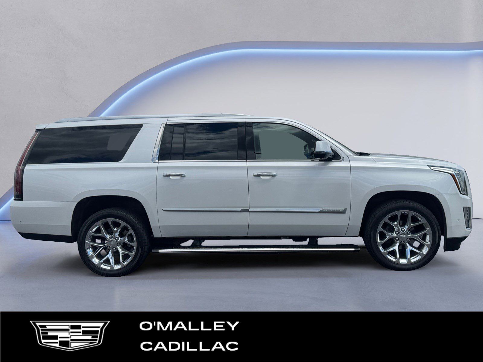 Used 2019 Cadillac Escalade ESV Platinum AWD/4WD image 6