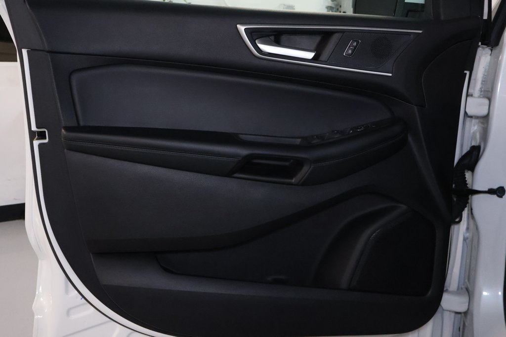 Used 2021 Ford Edge SEL w/ Convenience Package AWD/4WD image 12