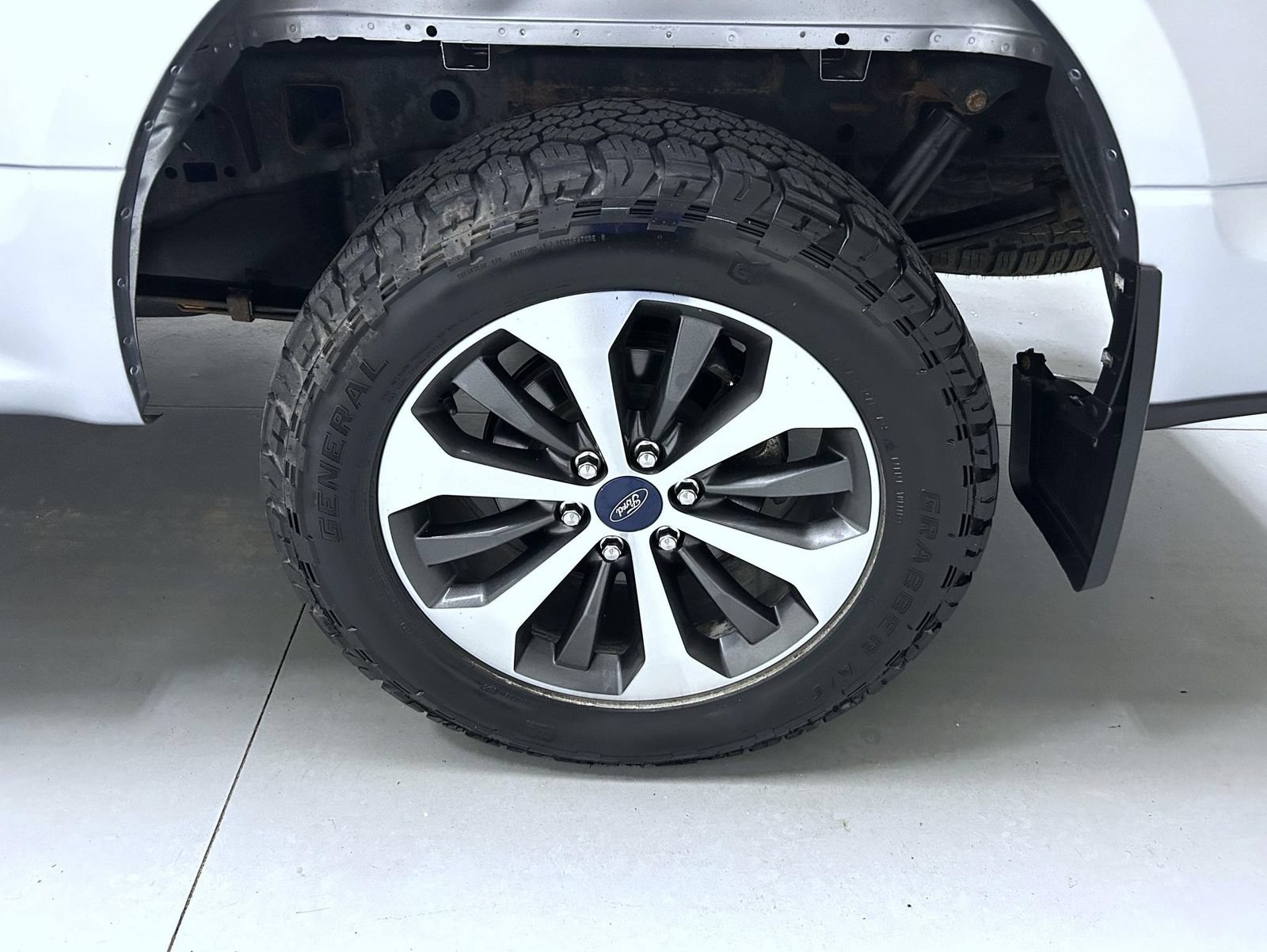 Used 2020 Ford F150 XL w/ Equipment Group 101A Mid AWD/4WD image 22