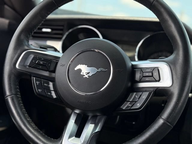 Certified 2017 Ford Mustang Coupe RWD image 6