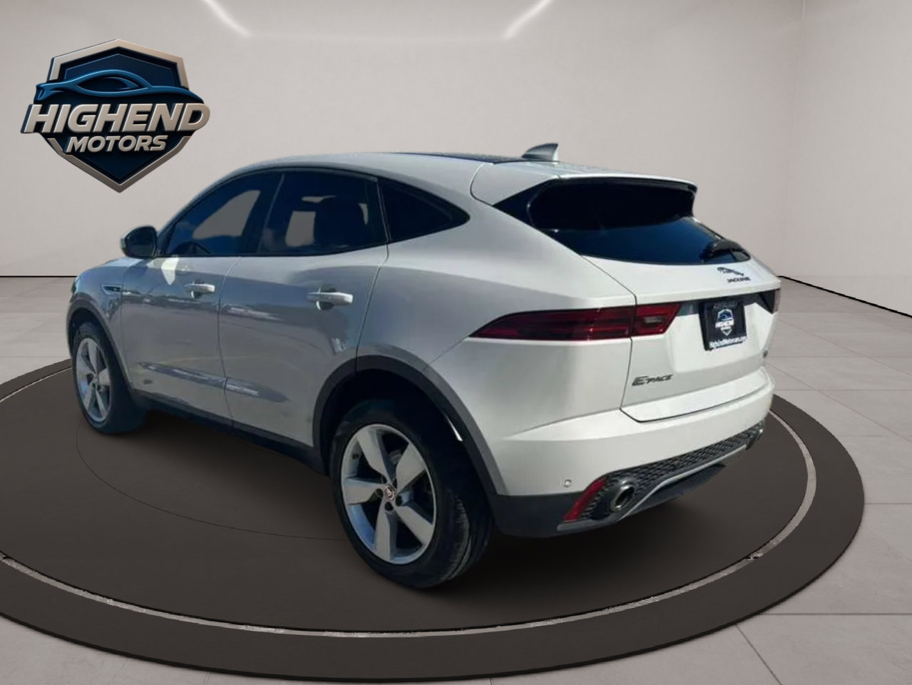 Used 2019 Jaguar E-PACE S image 4