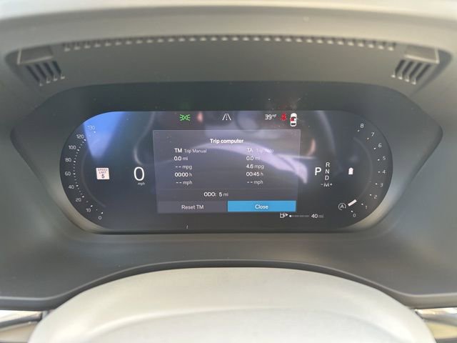 New 2026 Volvo XC60 B5 Ultra w/ Climate Package image 16