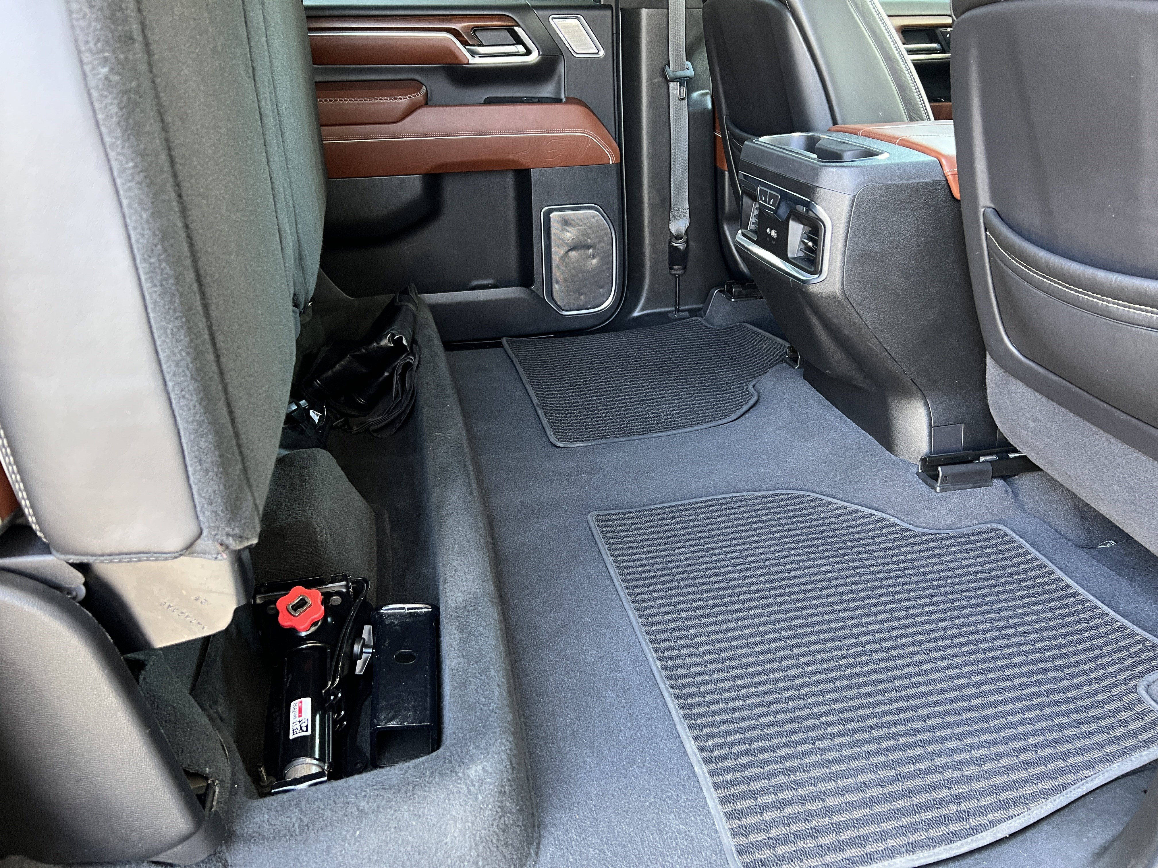 Used 2024 GMC Sierra 2500 Denali Ultimate w/ Max Trailering Package AWD/4WD image 22