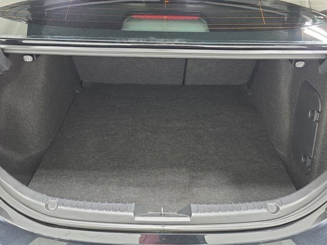 Used 2018 MAZDA MAZDA3 Touring FWD image 33