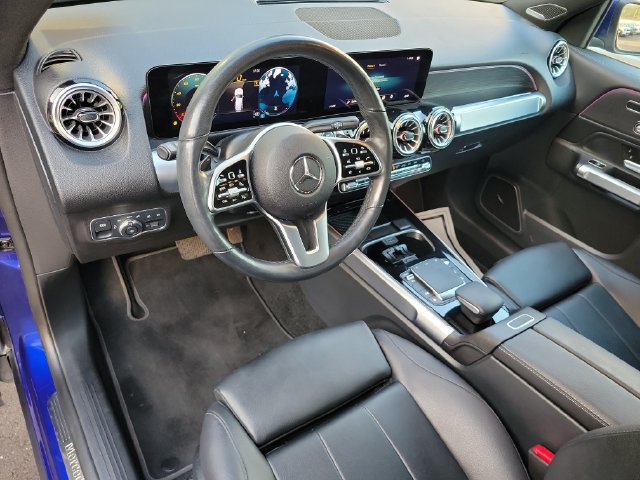 Used 2022 Mercedes-Benz GLB 250 4MATIC image 8