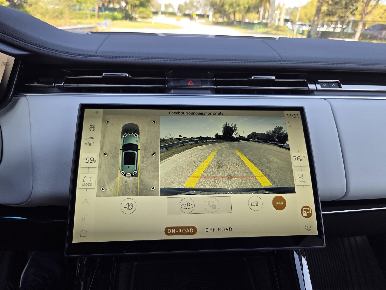 New 2025 Land Rover Range Rover Sport SE image 24