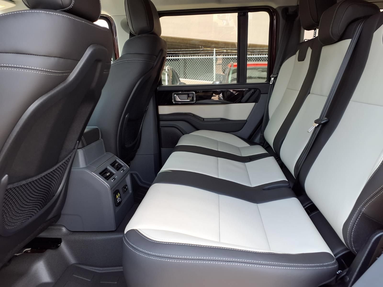 New 2026 INEOS Grenadier Station Wagon AWD/4WD image 9