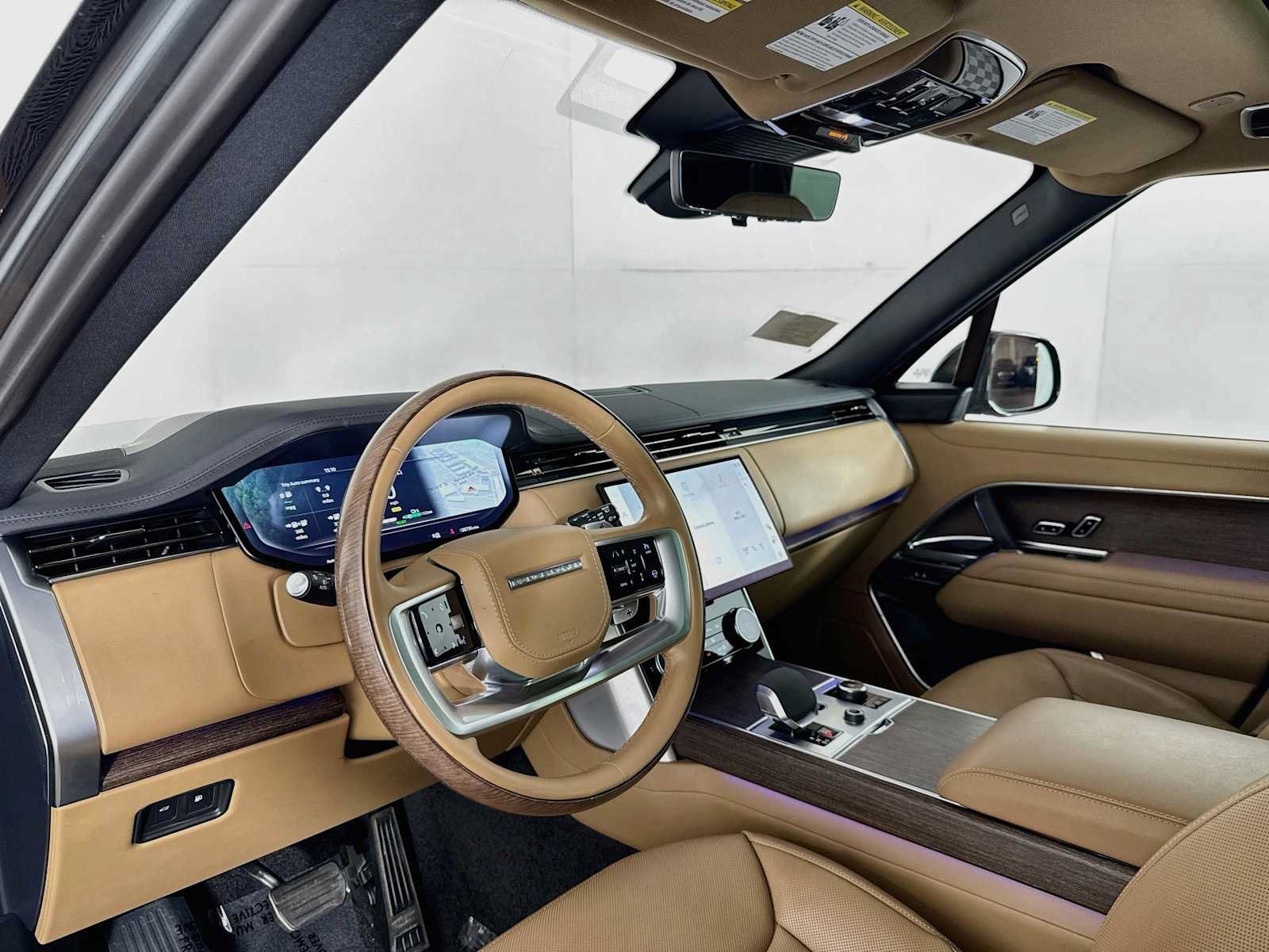 Used 2023 Land Rover Range Rover SE AWD/4WD image 9