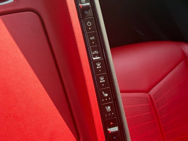 Used 2021 Chevrolet Corvette Stingray Preferred Conv w/ 2LT RWD image 26
