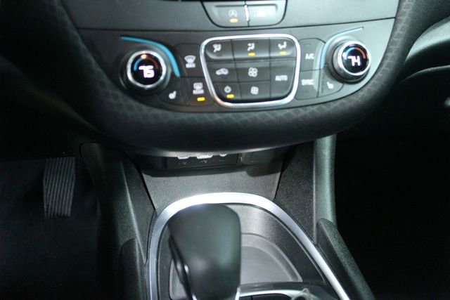 Used 2021 Chevrolet Malibu LT image 18