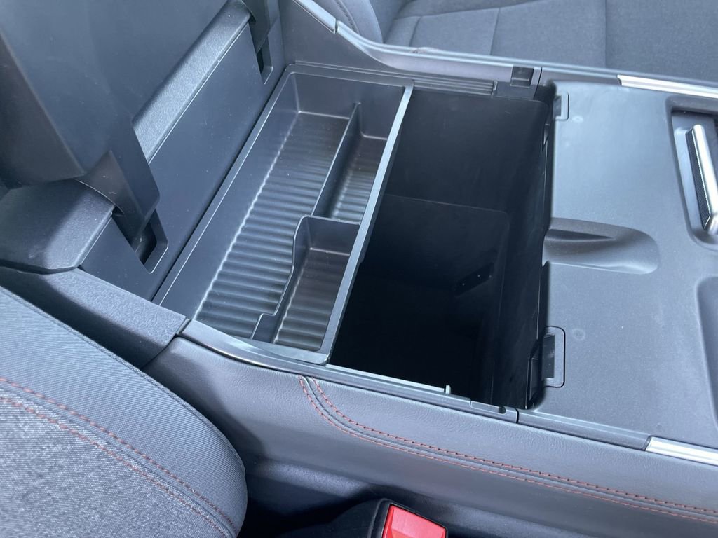 Used 2025 Ford Expedition Active image 33