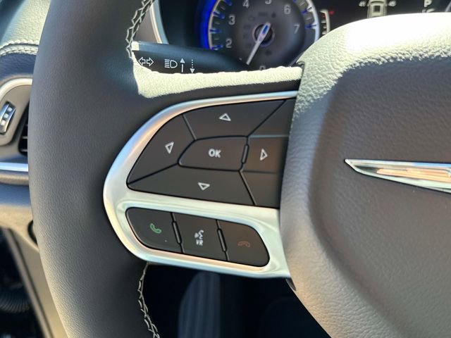 New 2026 Chrysler Pacifica Select image 15