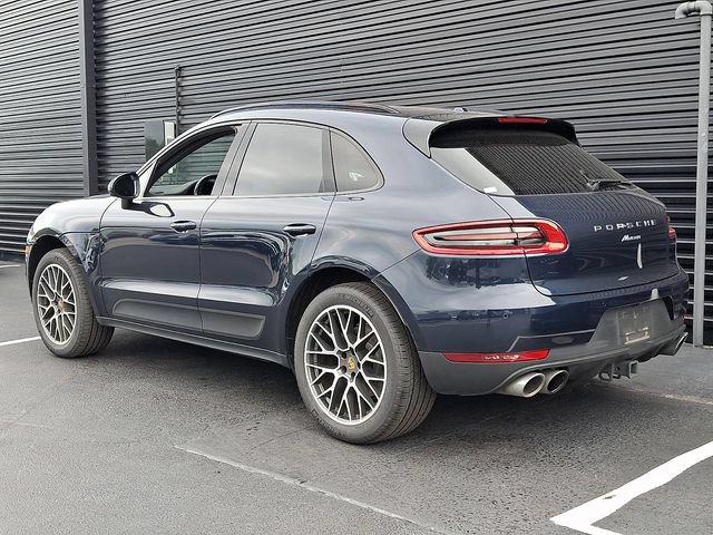Certified 2018 Porsche Macan AWD/4WD image 3
