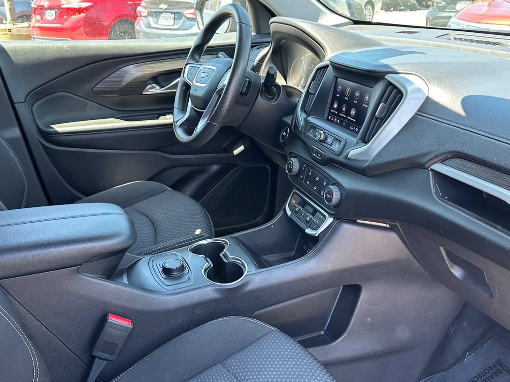 Used 2024 GMC Terrain SLE AWD/4WD image 9