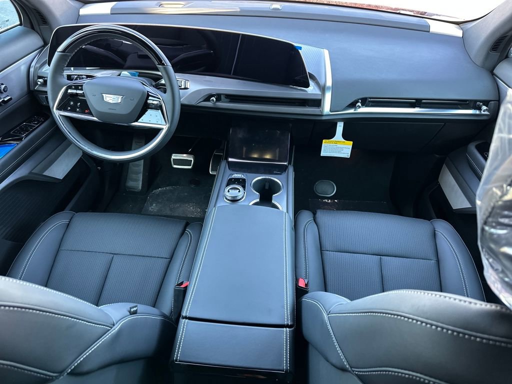New 2026 Cadillac Vistiq Sport w/ LPO, Floor Liner Package image 11
