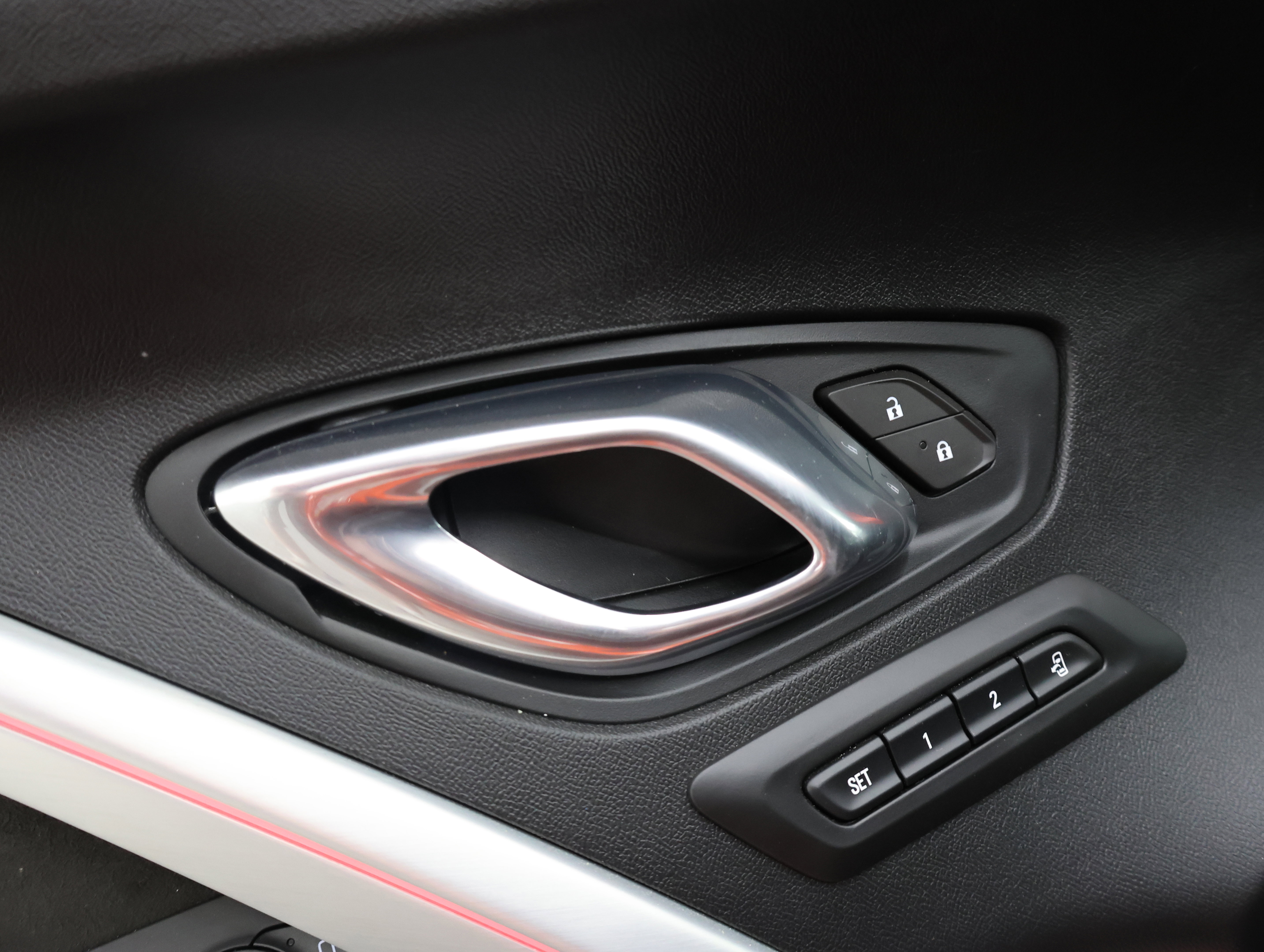 Used 2021 Chevrolet Camaro ZL1 RWD image 35