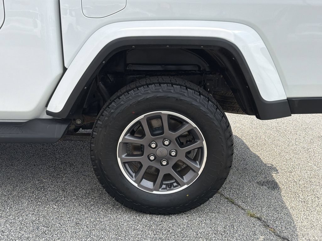 Used 2021 Jeep Gladiator Overland w/ Uconnect 4C Nav & Sound Group AWD/4WD image 30