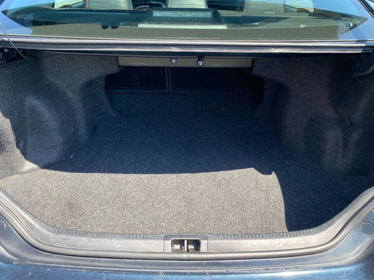 Used 2016 Toyota Camry SE FWD image 25