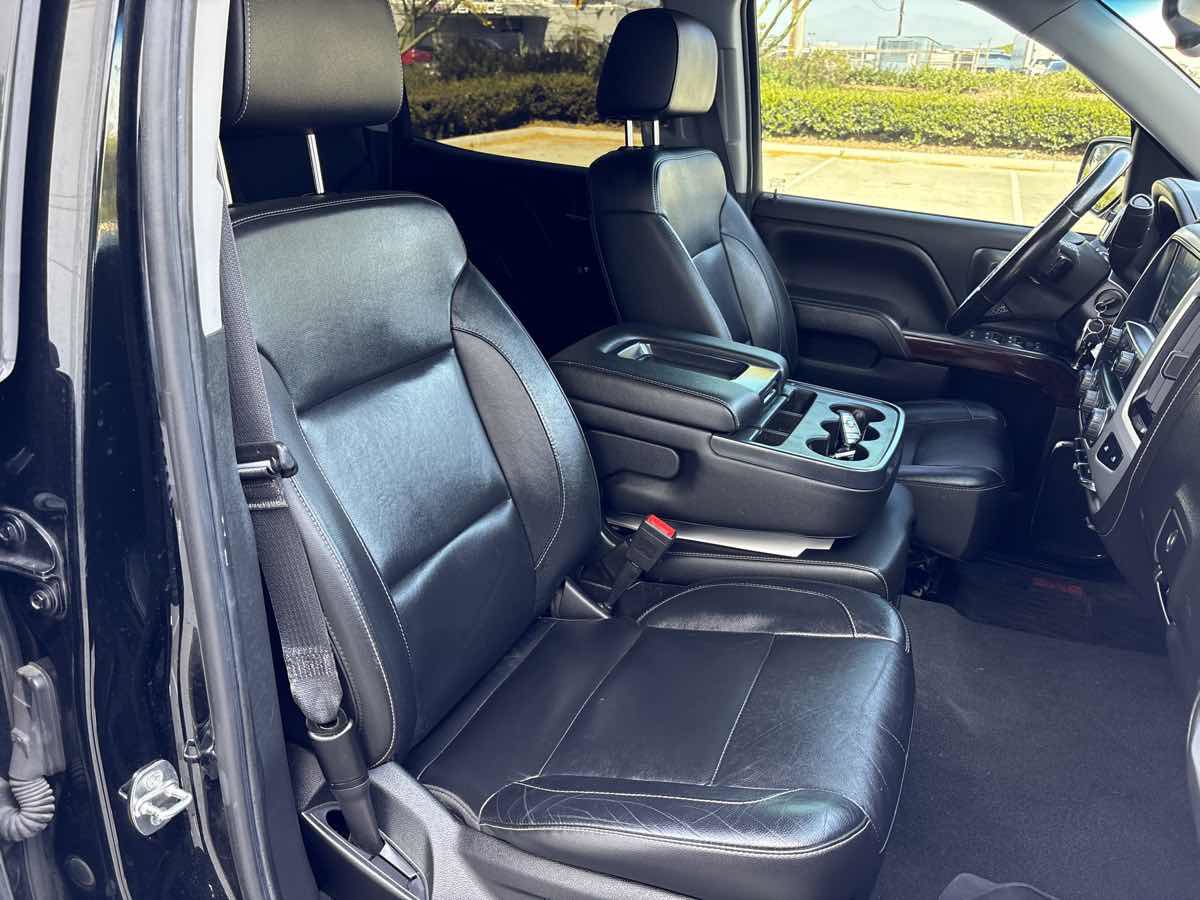 Used 2018 GMC Sierra 1500 SLT w/ SLT Premium Package AWD/4WD image 16