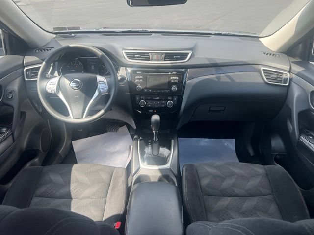 Used 2014 Nissan Rogue SV AWD/4WD image 16