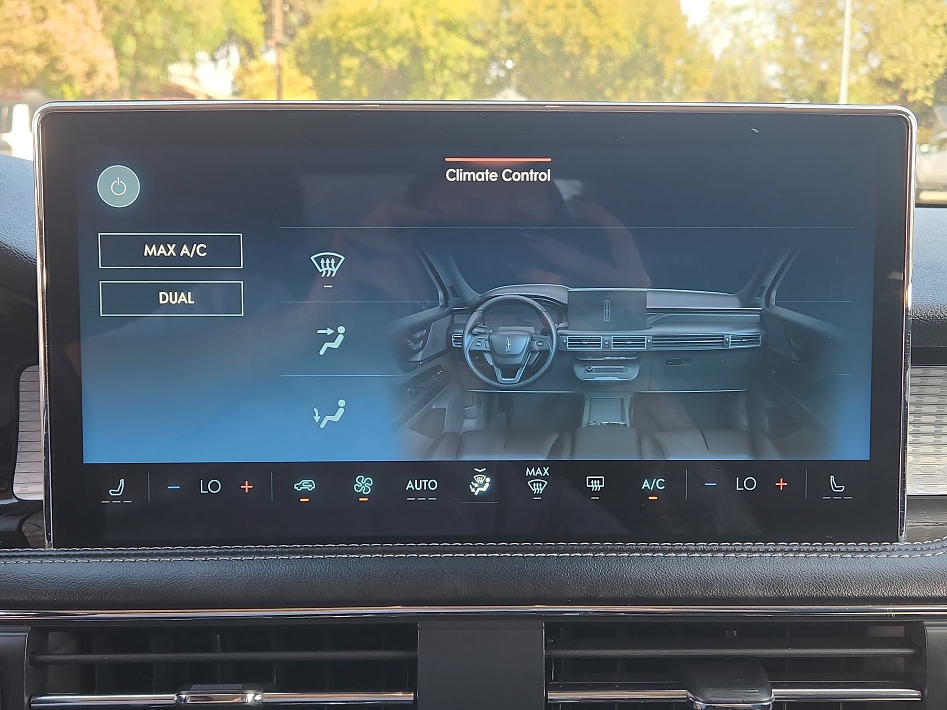 Used 2023 Lincoln Corsair AWD image 15
