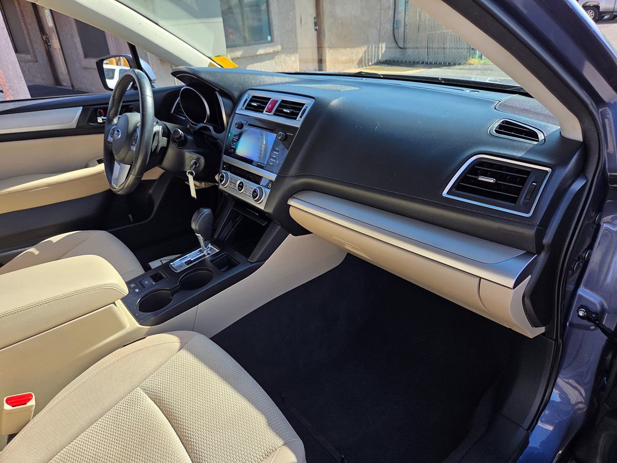 Used 2017 Subaru Outback 2.5i Premium w/ Popular Package #2 AWD/4WD image 44