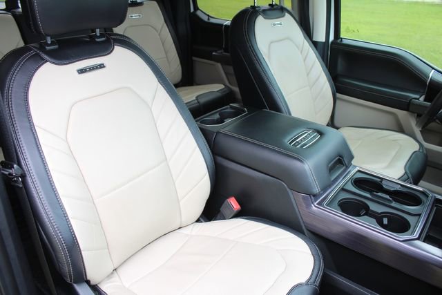 Used 2020 Ford F350 Limited image 22